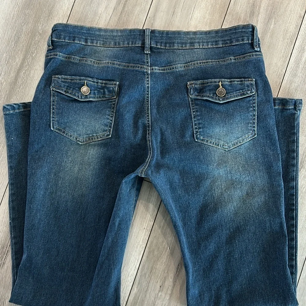 RISE curvy bootcut boot cut jeans size 17